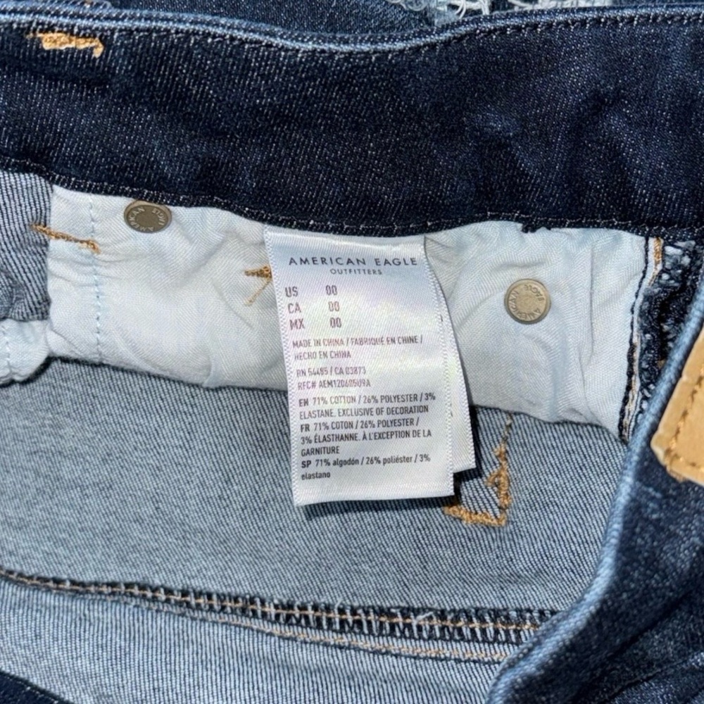 American Eagle Curvy Hi-Rise Shortie Jean Shorts Dark Wash Distressed Women’s 00 - Picture 8 of 8